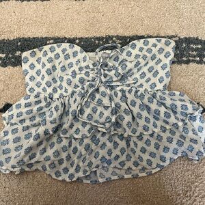 Hollister Gray and Blue Ruffled Cap Sleeve Blouse